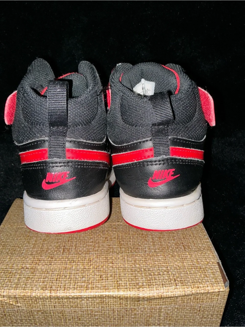 Nike Kids Court Borough Mid 2 Youth 1